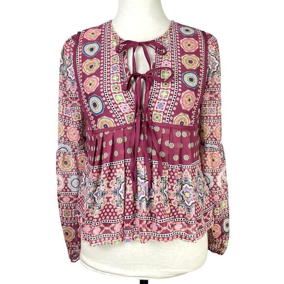 Francesca’s | Blue Rain NWT Luna Medallion Print Babydoll Cropped Blouse - Picture 4 of 12